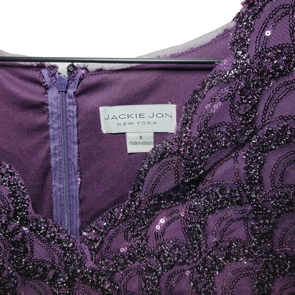 Jackie Jon Sequin Purple Scallop Sheath Dress Size 8 NWT - Picture 4 of 14